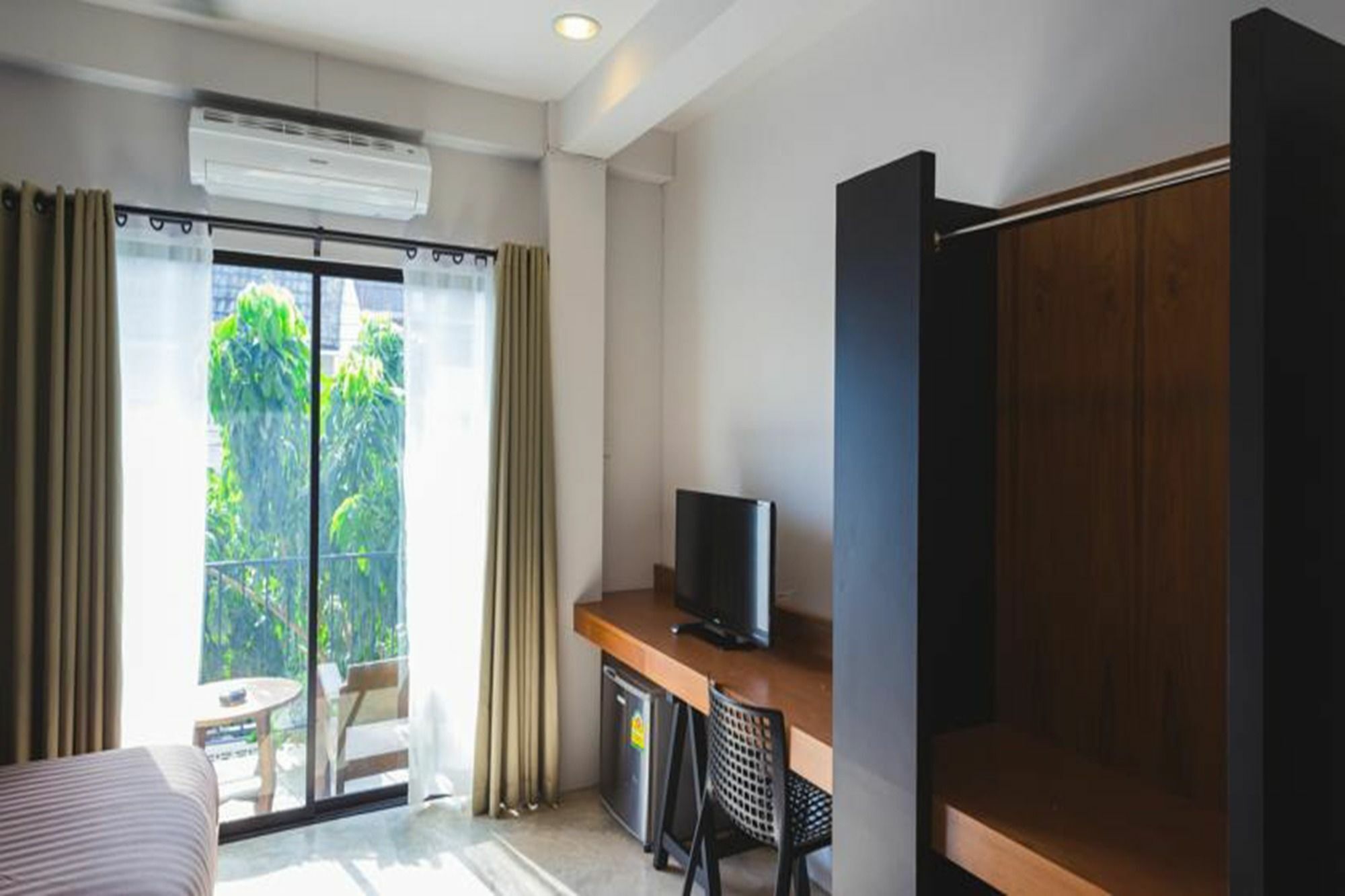 Now Chiang Mai Hotel Екстериор снимка